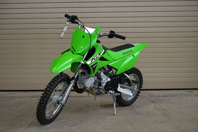 2024 KAWASAKI KLX 110R in a GREEN exterior color. Family PowerSports (877) 886-1997 familypowersports.com 