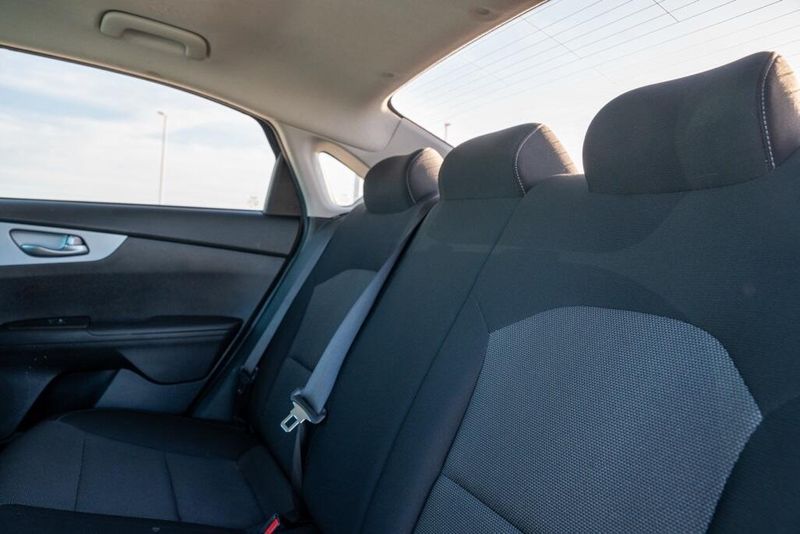 Used 2022 Kia Forte LXSImage 14