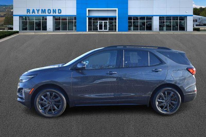 Used 2023 Chevrolet Equinox RSImage 7