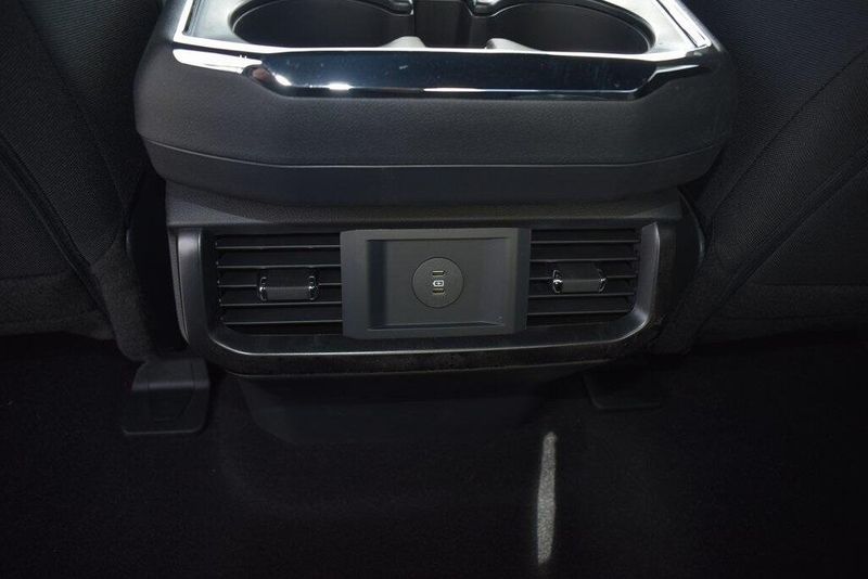 2025 Ford F-150 STXImage 9