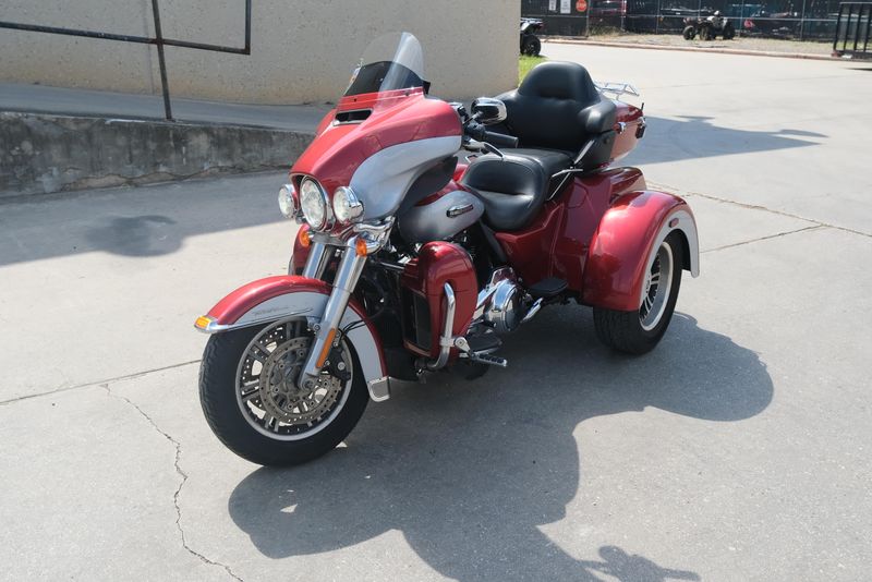 2019 HARLEY TRIKE TRI GLIDE ULTRA RED 