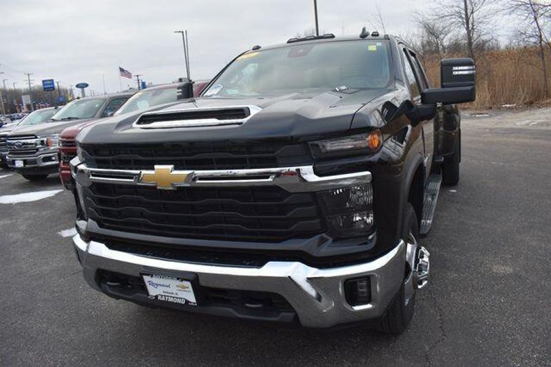 Used 2024 Chevrolet Silverado 3500HD LTImage 7