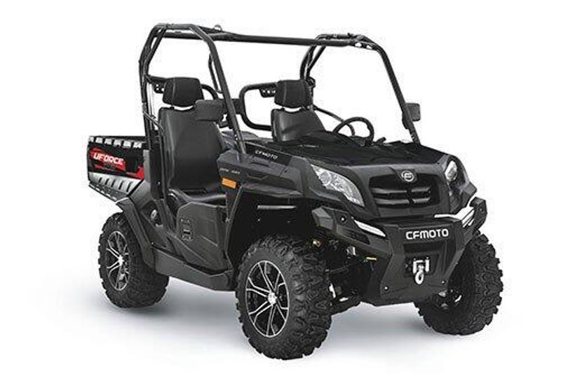 2022 CFMOTO UFORCE 800 Image 1