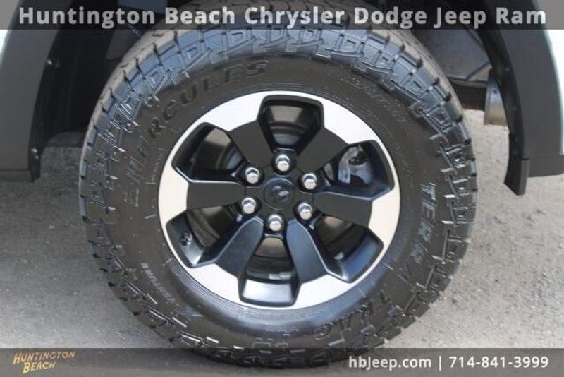 2021 RAM 1500 RebelImage 16