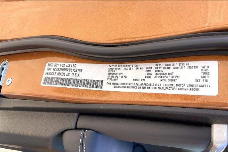 New 2027 Jeep Grand Cherokee Limited 4x4Image 16
