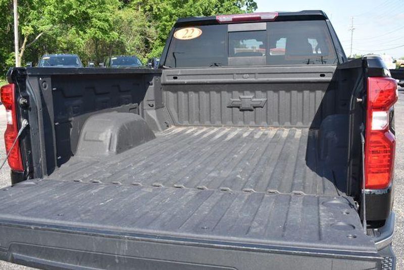 Used 2022 Chevrolet Silverado 1500 LTImage 18