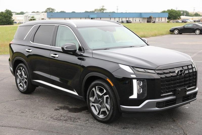 2024 Hyundai Palisade LimitedImage 1