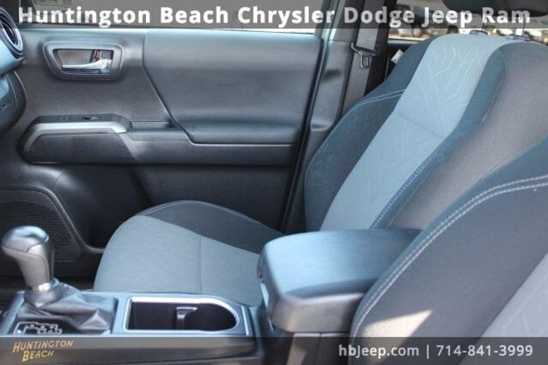 2023 Toyota Tacoma TRD SportImage 37