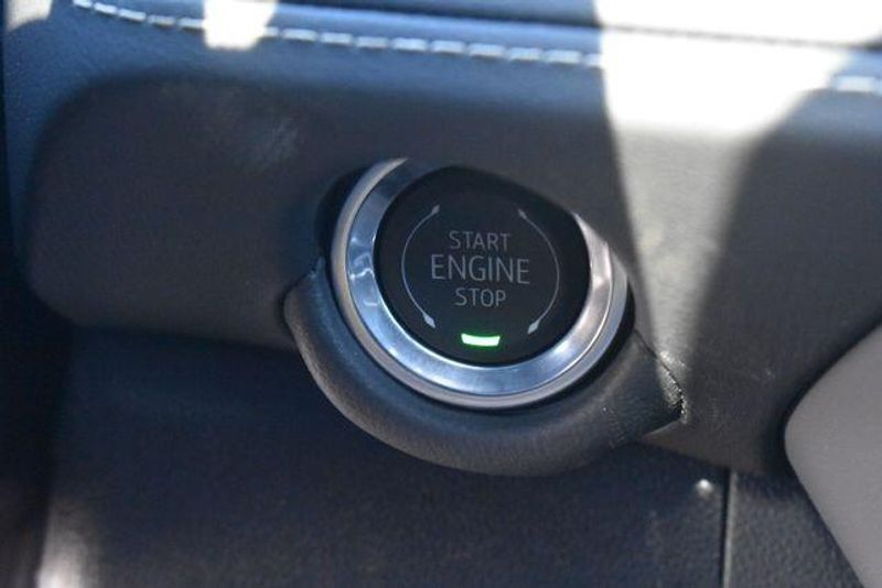 New 2026 Chevrolet Suburban PremierImage 34