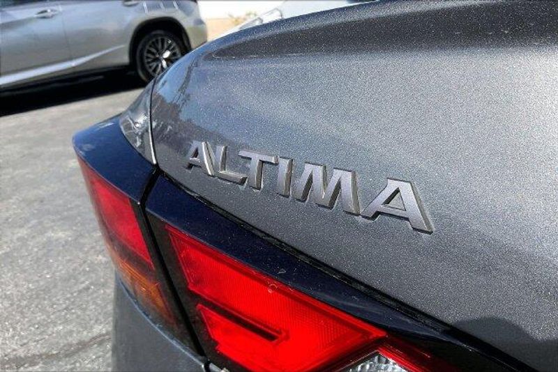 Used 2025 Nissan Altima 2.5 SImage 7