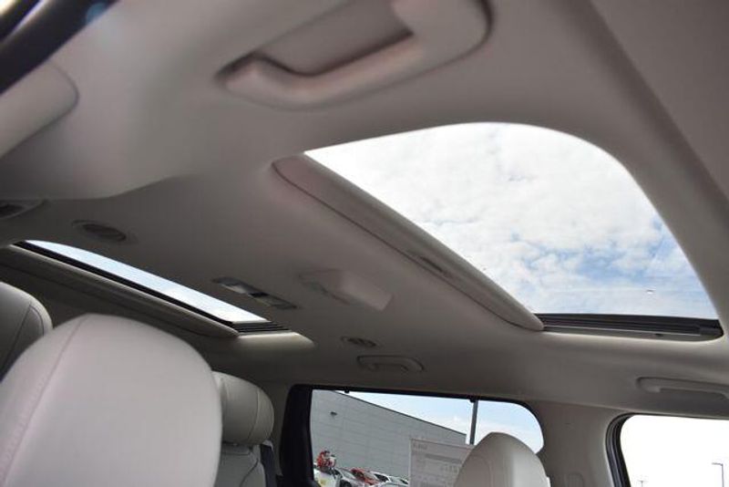 New 2026 Kia Carnival SX PrestigeImage 14
