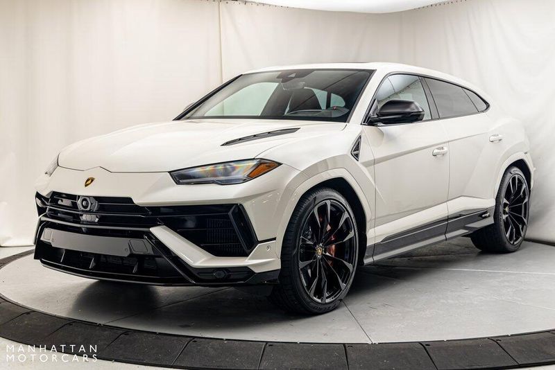 2024 Lamborghini Urus SImage 1