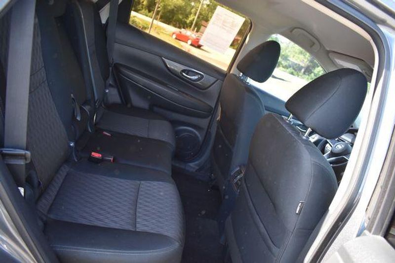 Used 2018 Nissan Rogue SImage 13