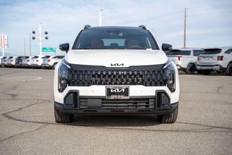 New 2026 Kia Sportage Plug-In Hybrid X-LineImage 2