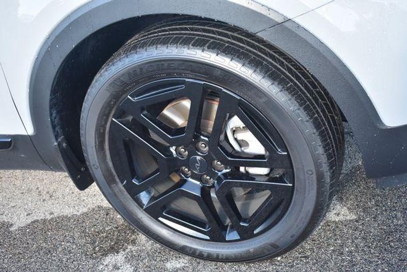 Used 2025 Kia Telluride SX X-LineImage 12