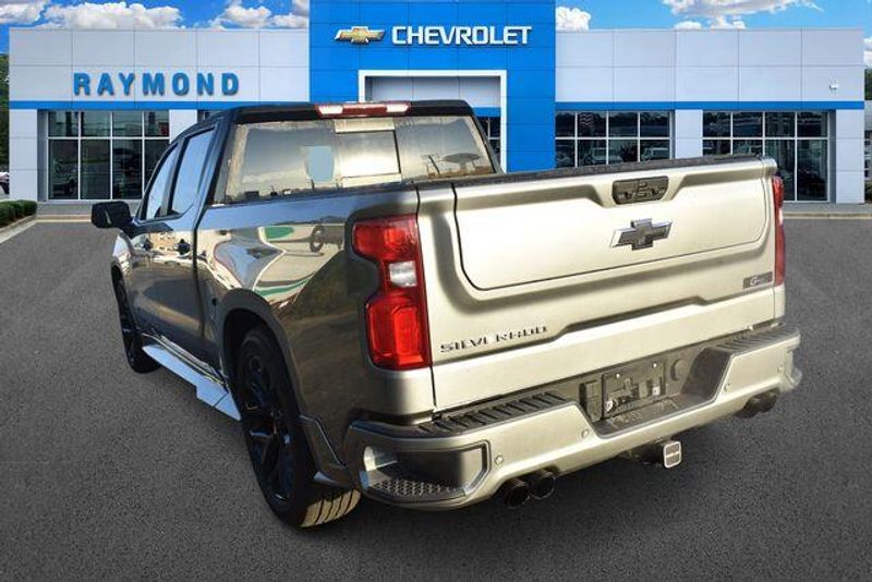 New 2025 Chevrolet Silverado 1500 RSTImage 6