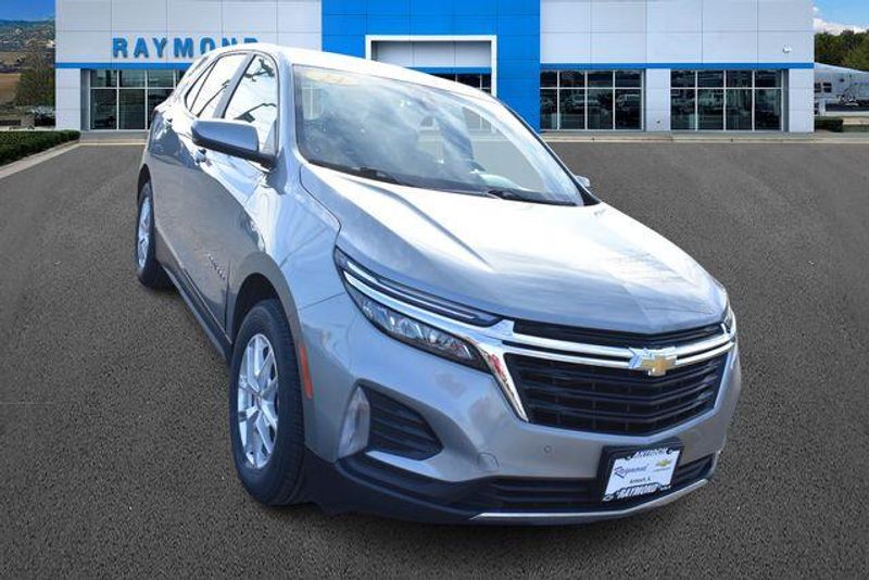 Used 2024 Chevrolet Equinox LTImage 10