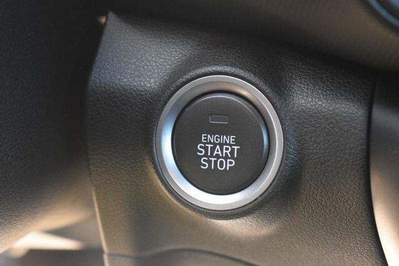 Used 2022 Hyundai Kona SELImage 24