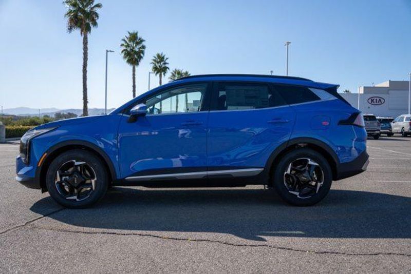 New 2026 Kia Sportage EXImage 4