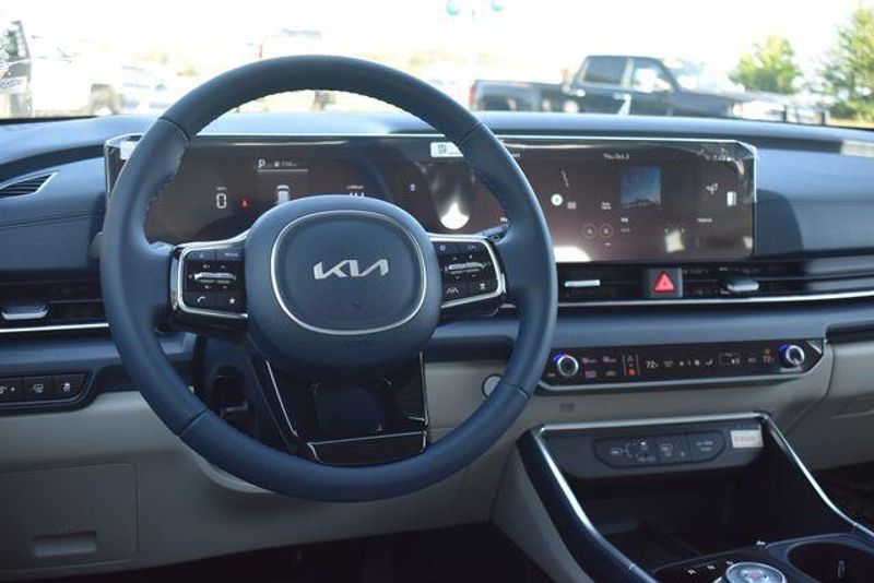 New 2026 Kia Carnival Hybrid EXImage 21