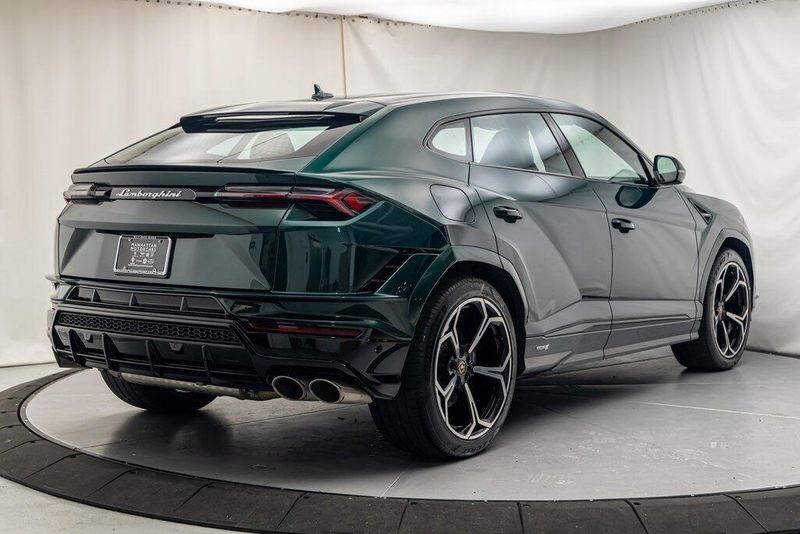 2023 Lamborghini Urus SImage 5