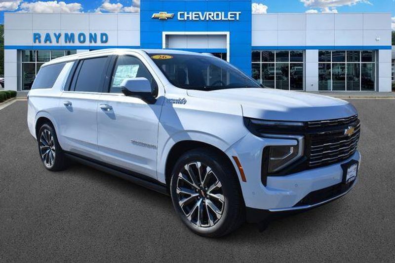 New 2026 Chevrolet Suburban High CountryImage 1