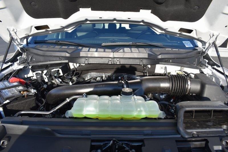 New 2025 Ford F-150 LariatImage 35