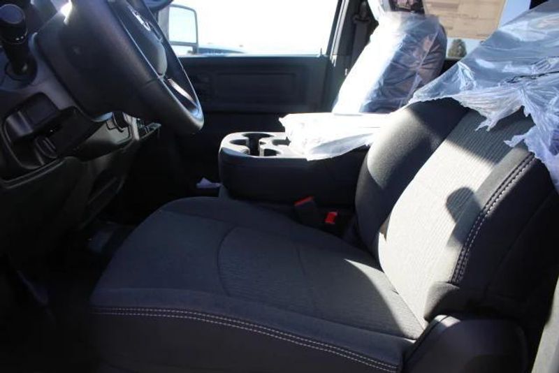 2023 RAM 2500 Tradesman Crew Cab 4x2 Long BoxImage 37
