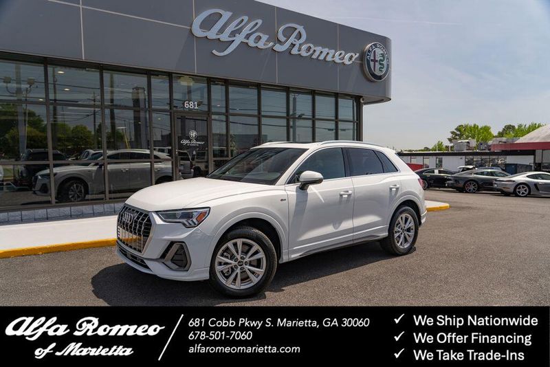 2024 Audi Q3 Premium