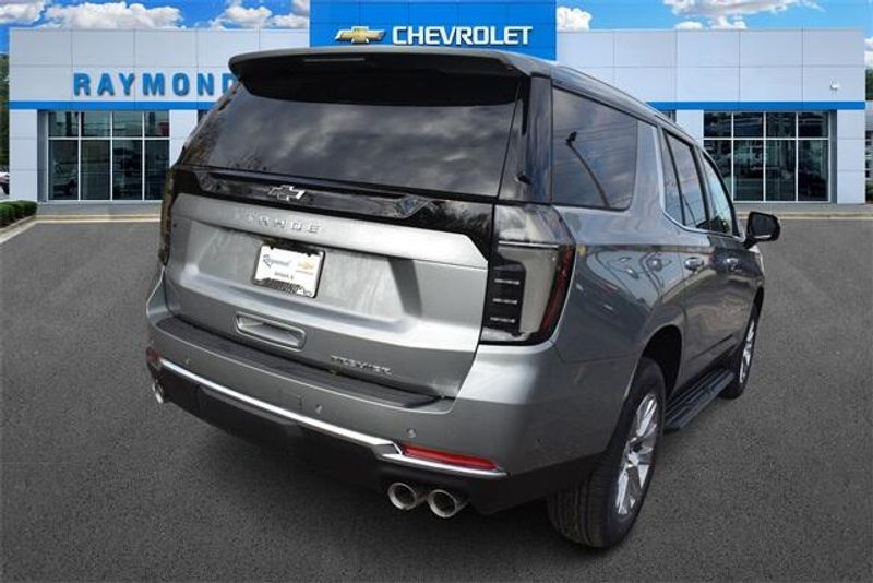 New 2026 Chevrolet Tahoe PremierImage 3