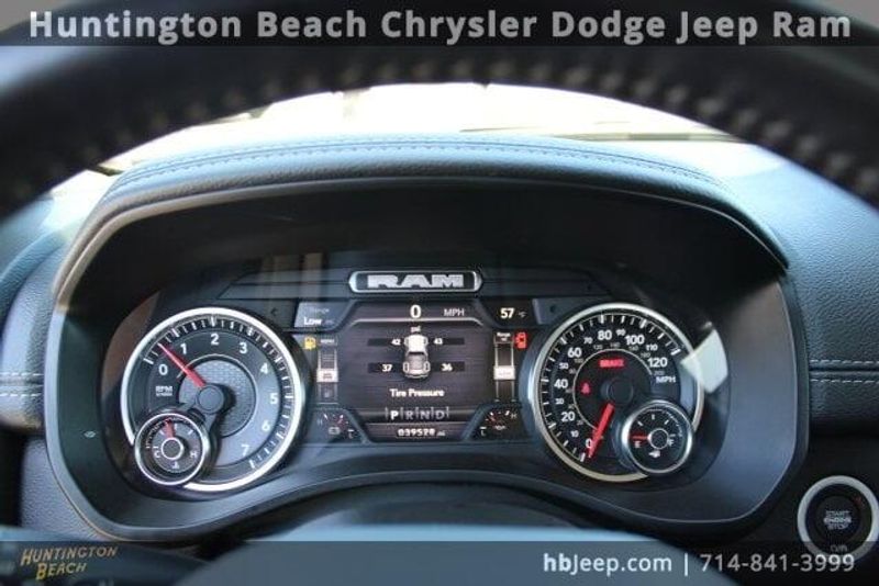 2022 RAM 1500 LaramieImage 29