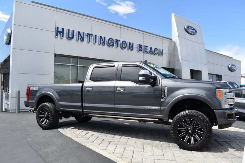 2019 Ford F-250SD PlatinumImage 1