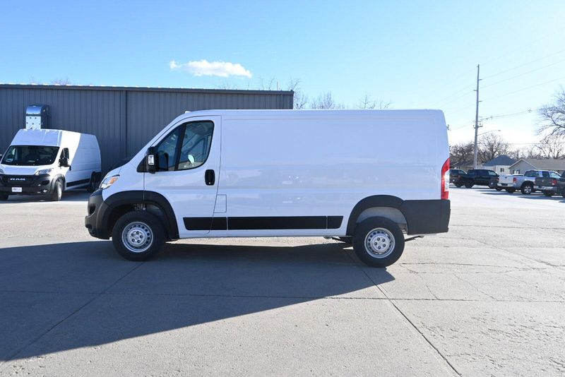 2025 RAM ProMaster Cargo Van TradesmanImage 5