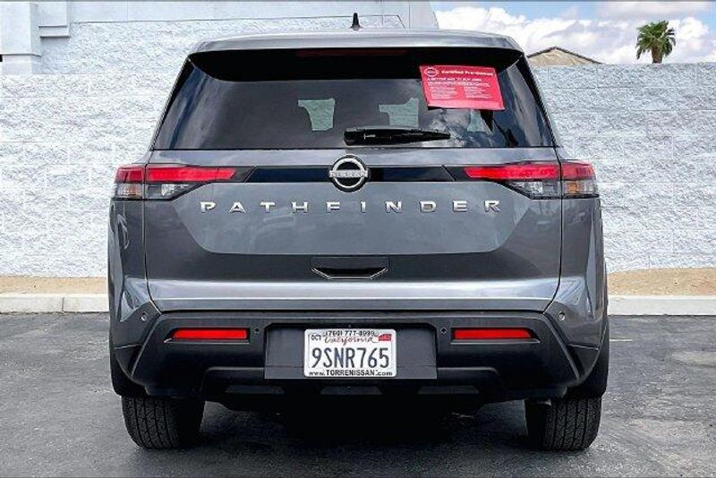 Used 2025 Nissan Pathfinder SImage 3