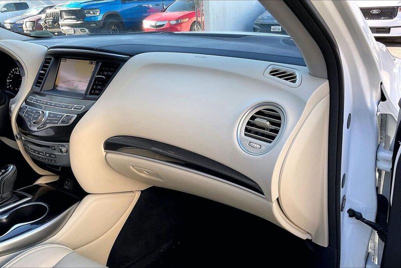 Used 2020 INFINITI QX60 LuxeImage 15