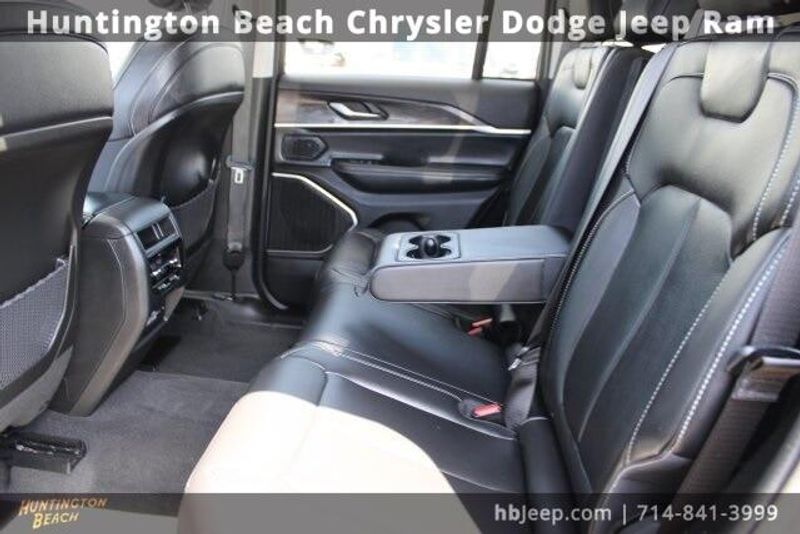2022 Jeep Grand Cherokee LimitedImage 40