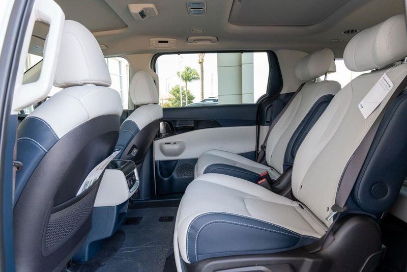 New 2026 Kia Carnival SX PrestigeImage 14
