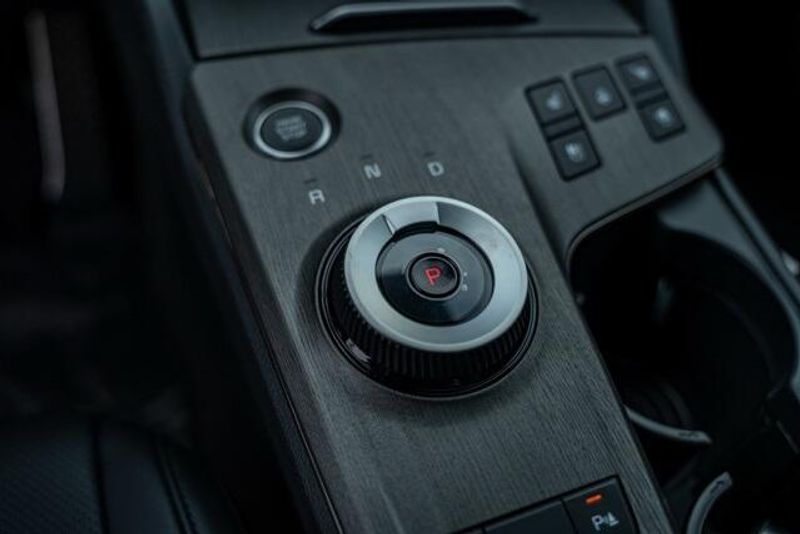 New 2026 Kia Sportage Plug-In Hybrid X-Line PrestigeImage 19