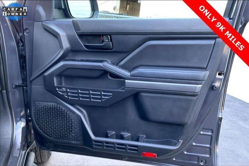 Used 2025 Toyota Tacoma SR5Image 23