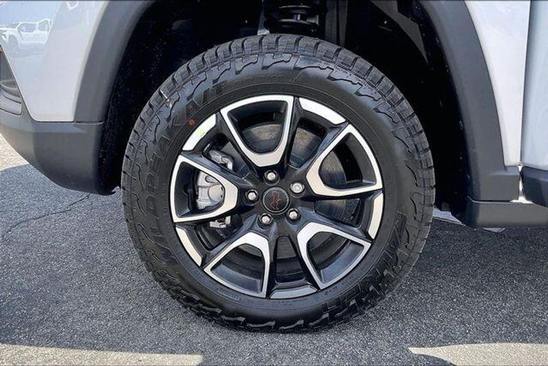 New 2026 Jeep Compass Trailhawk 4x4Image 10