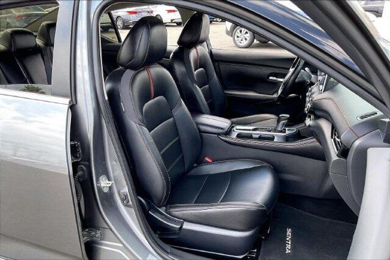 Used 2021 Nissan Sentra SRImage 6