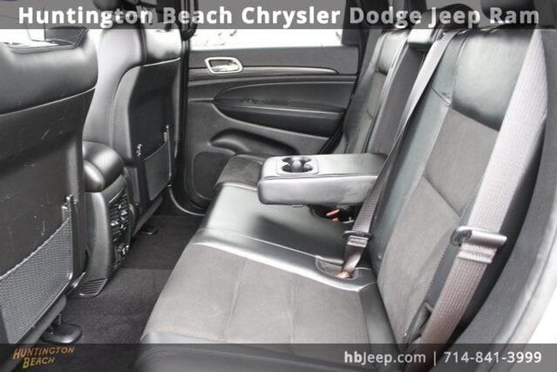 2021 Jeep Grand Cherokee Laredo XImage 40