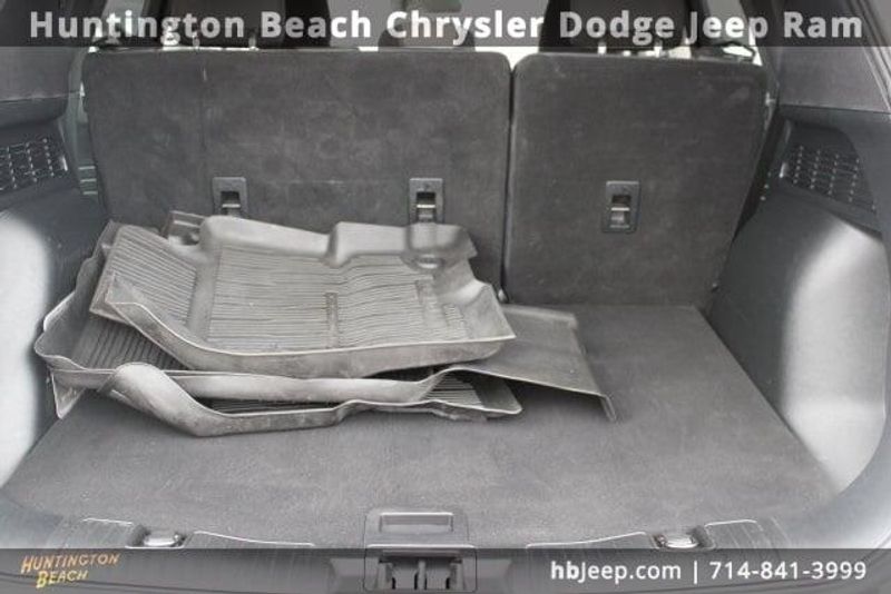 2022 Ford Escape SE HybridImage 35