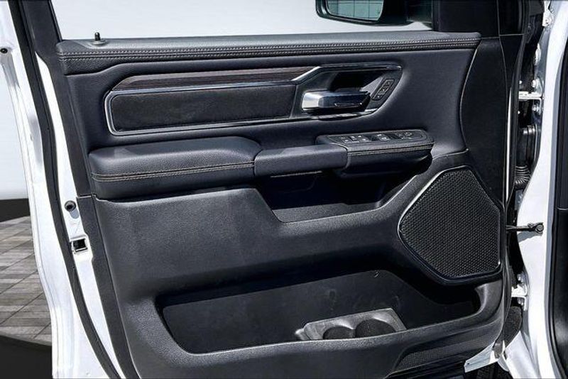 New 2026 RAM 1500 LaramieImage 13
