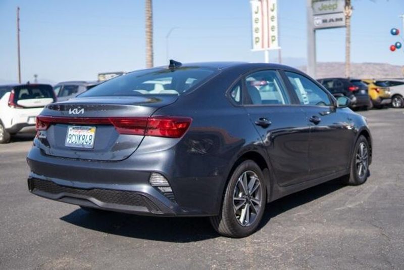 Used 2023 Kia Forte LXSImage 7