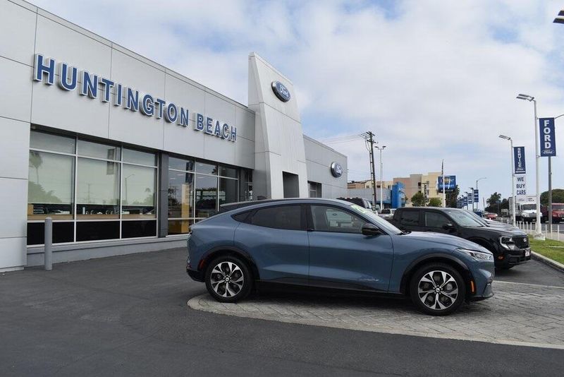 Used 2023 Ford Mustang Mach-E PremiumImage 3