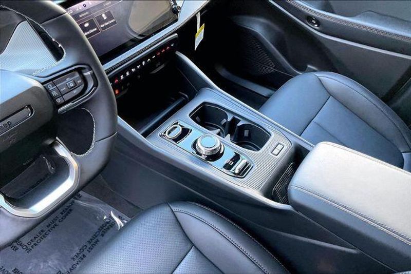 New 2026 Jeep Cherokee Limited 4x4Image 7