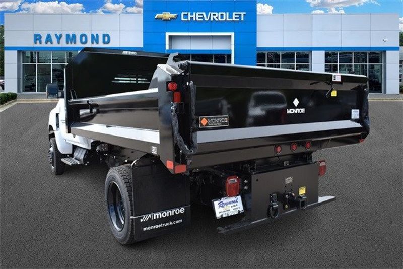 2024 Chevrolet Silverado 4500HD Work TruckImage 5