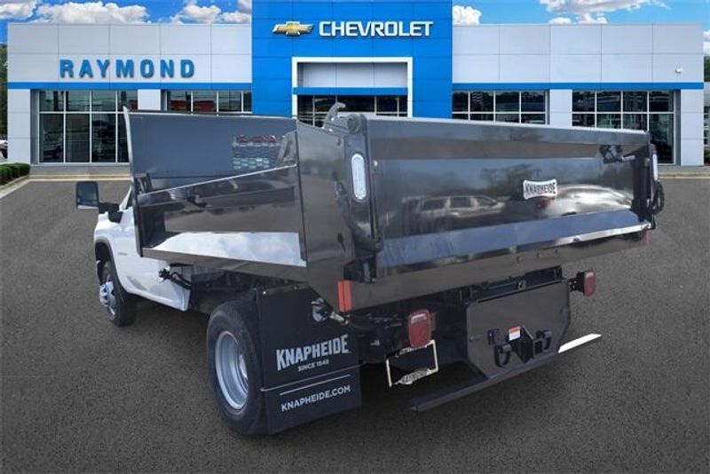 2025 Chevrolet Silverado 3500HD Work TruckImage 5