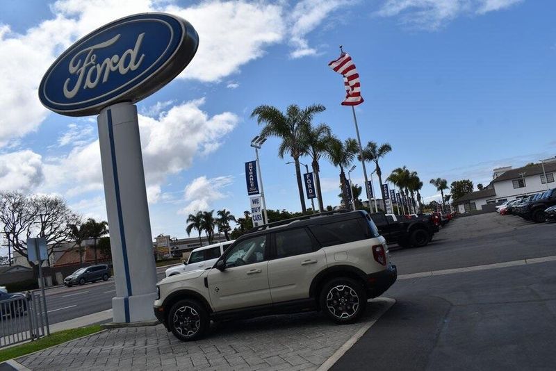 2025 Ford Bronco Sport Outer BanksImage 19